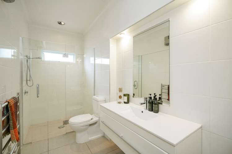 38 Russel Street Gladstone_16