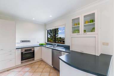 2/12 Richards Avenue_4