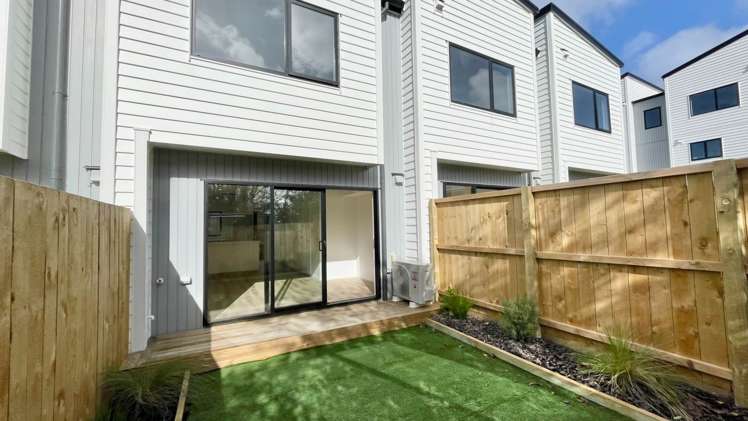 3/9 Flanshaw Road Te Atatu South_15