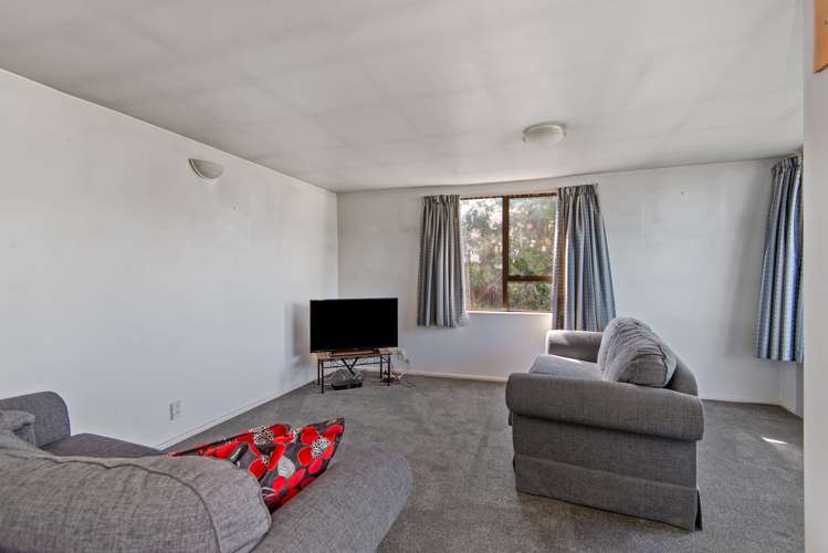 8 Douglas Street Lincoln_4