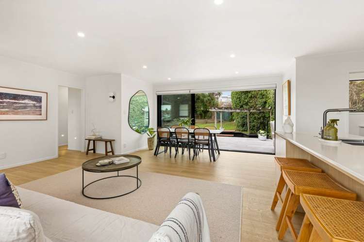 18 Albatross Road Red Beach_10