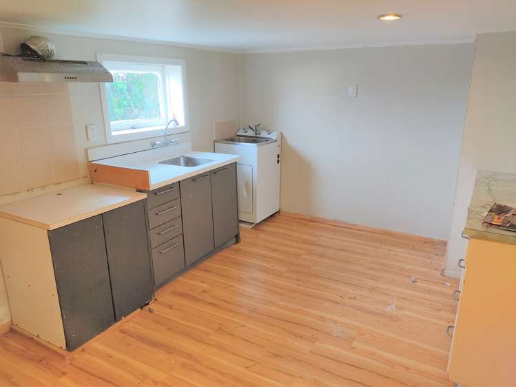 57 Methuen Road New Windsor_13