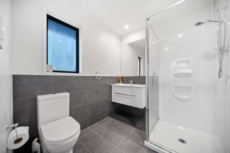 5a Pukaki Road Mangere_17