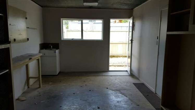 2/34 Ballater Place Highland Park_12