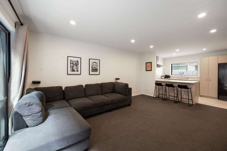 2/3 Manning Street Hamilton Central_6