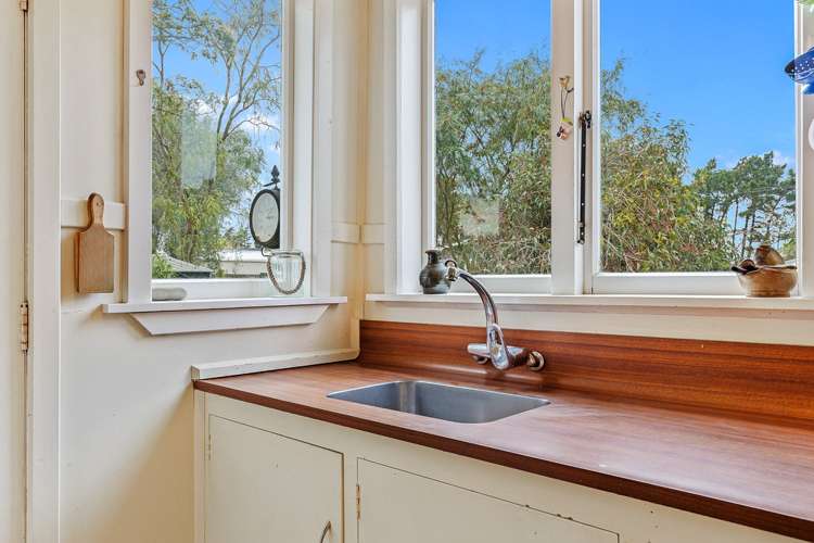 12 Holton Road Amberley_5