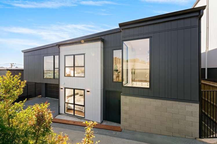 8b William Souter Street Forrest Hill_2