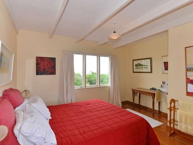 9 Old Beach Road Cape Foulwind_12