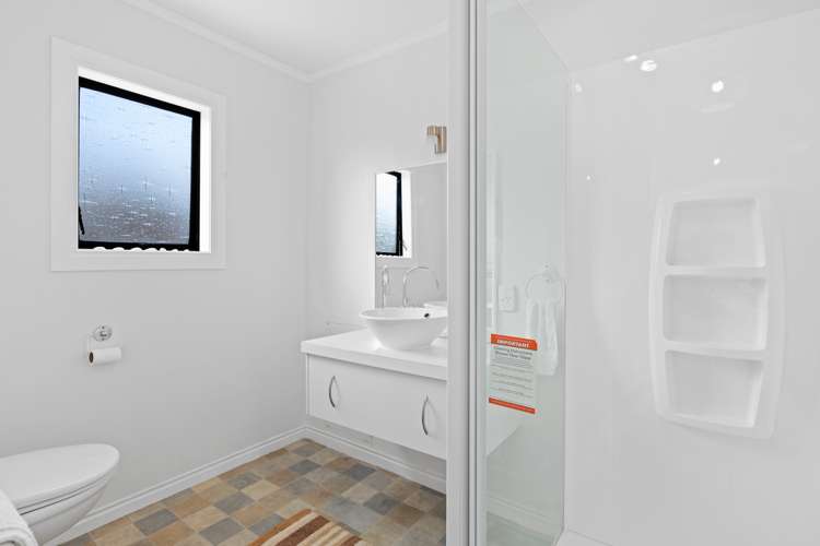 2/16 Riverside Road Orewa_10