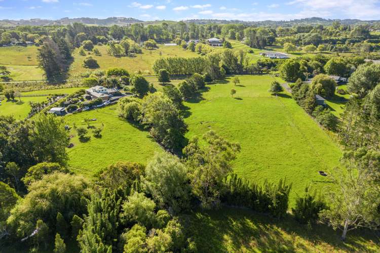 10 Dairy Stream Road Dairy Flat_17