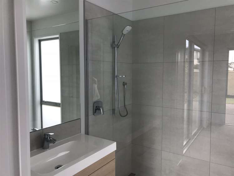 11 Awatira Drive Papamoa_9