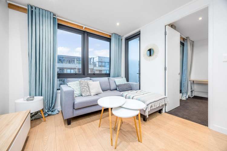 1215/145 Nelson Street_4
