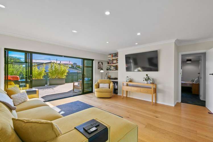 5b Wesley Avenue Frankleigh Park_5