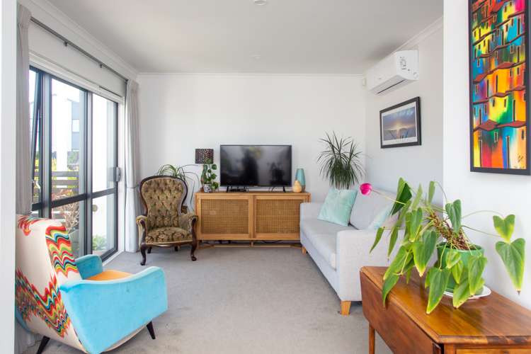 15 Biplane Street Takanini_5