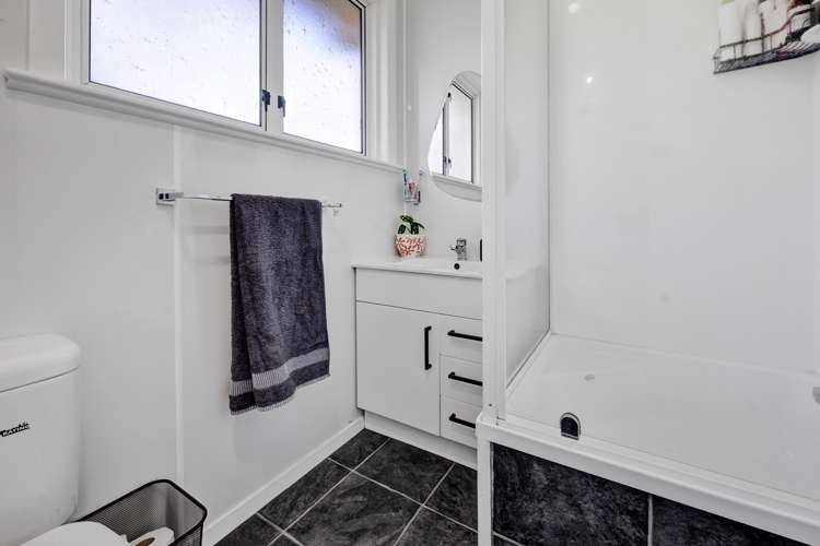 269 South Road Hawera_15