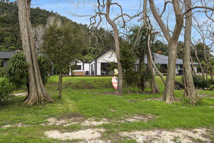 49c Vale Road Riverside_36