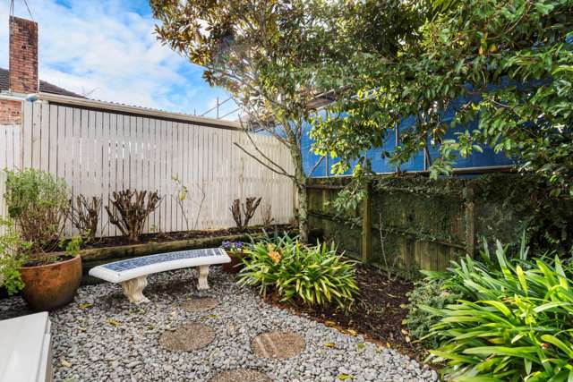 2/110 White Swan Road Mt Roskill_3