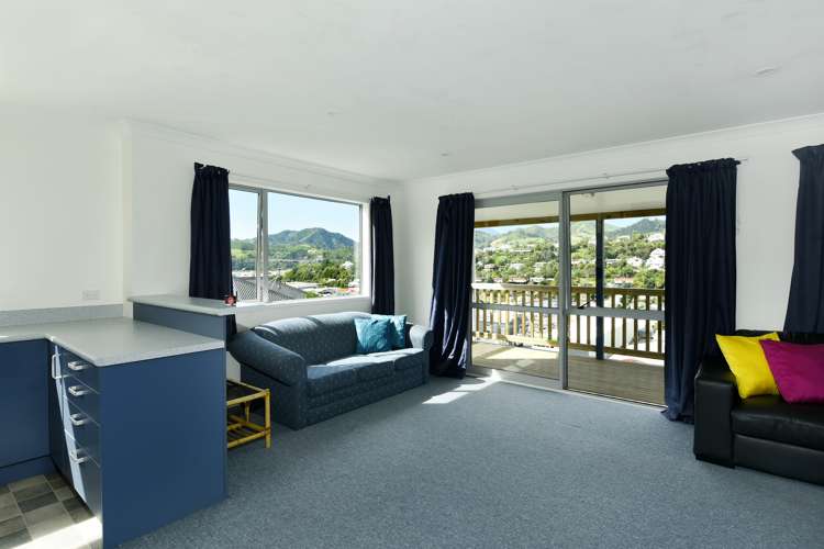 22 Saint Lawrence Street Toi Toi_6