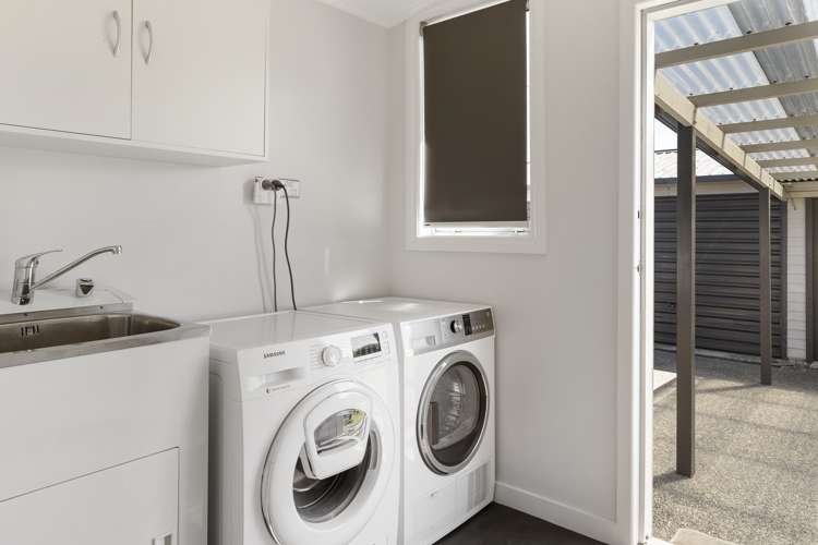 6 Collins Road Richmond_16