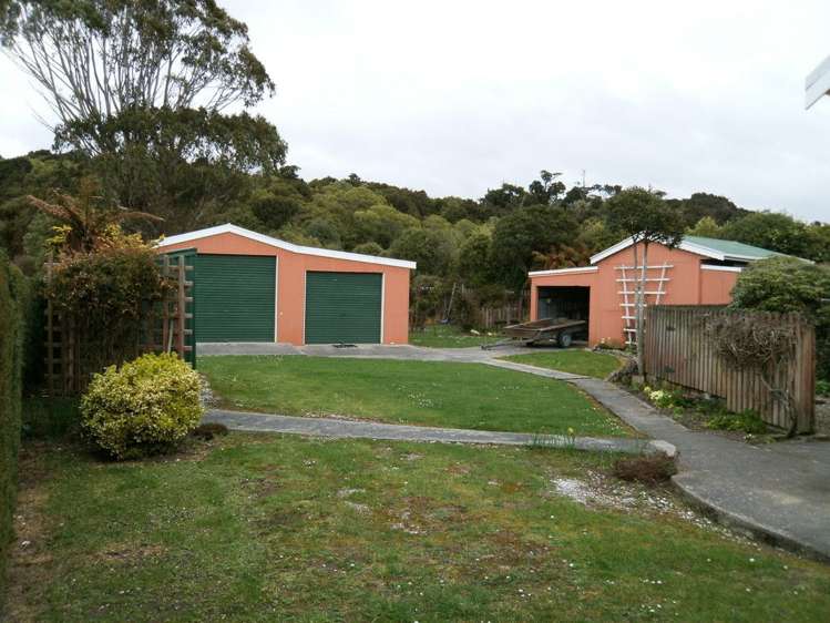 22 Arthur Road Owaka_11