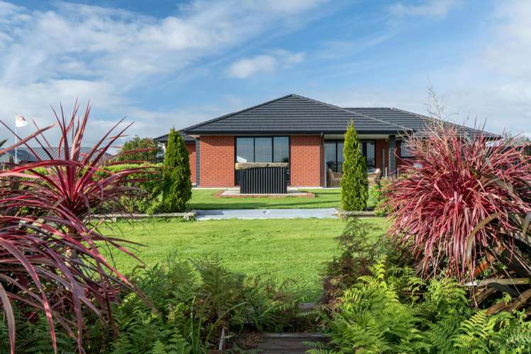 24 Chatham Rise Seaward Bush_21