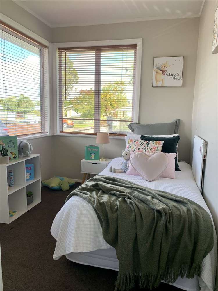 6 Tomin Road Glenview_14