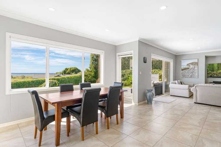 249 Walker Road East Aongatete_16