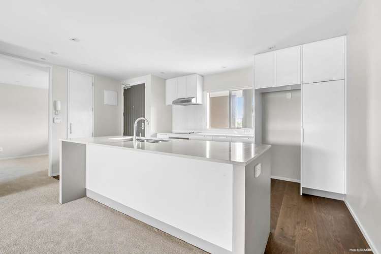 311/252 Centreway Road Orewa_1