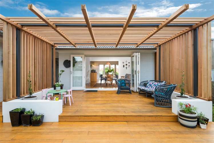 19a Wicklow Road Narrow Neck_1