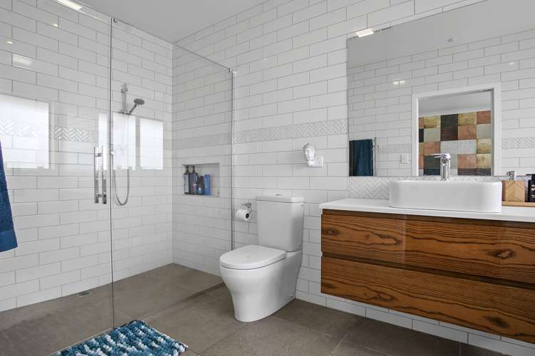 65 Alan Livingston Drive Cambridge_16