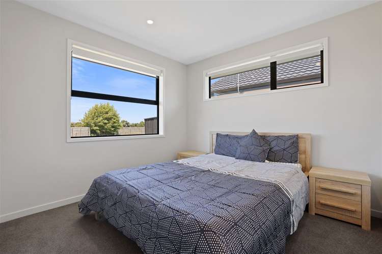 9 Deerwood Lane Wigram_16