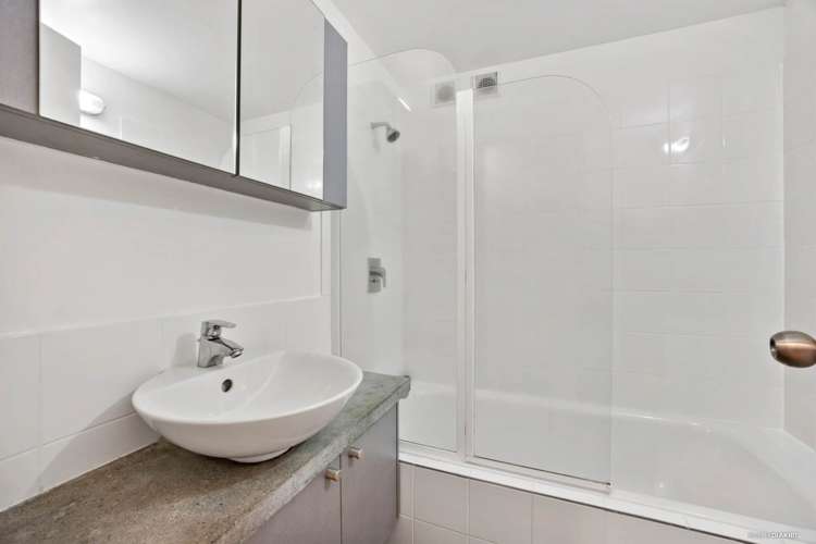 3/25a Cheshire Street Parnell_11