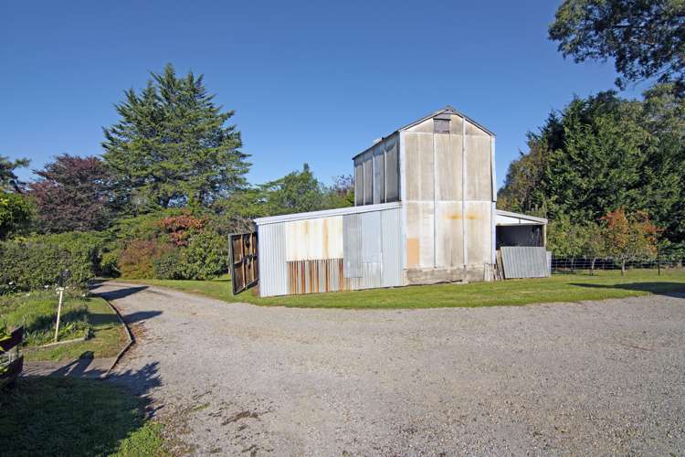 405 Pigeon Valley Road Wakefield_8