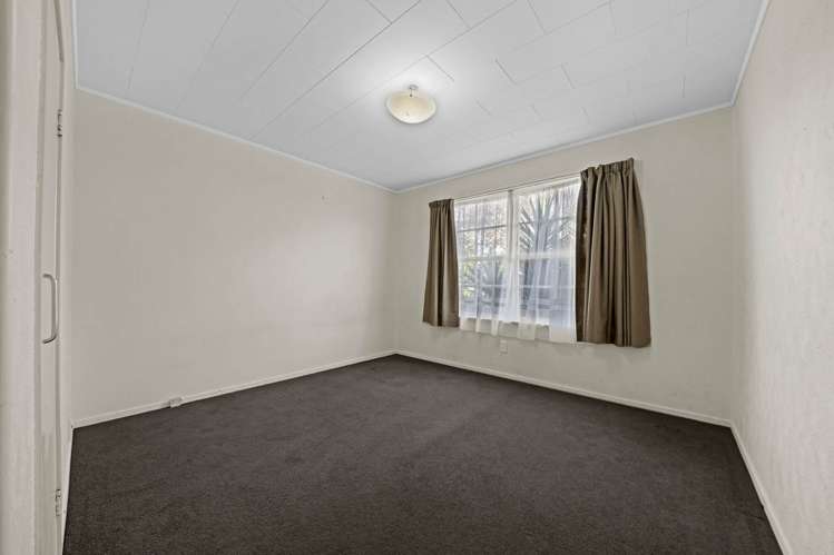 27 Astor Place Manurewa_16