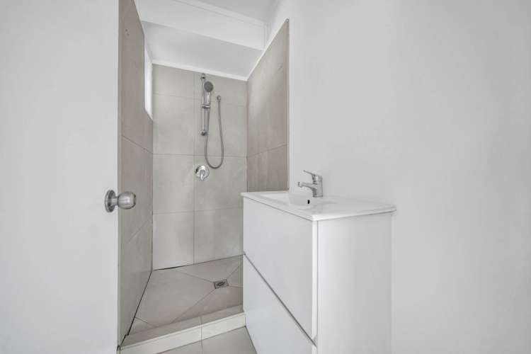 14 Game Place Papakura_13