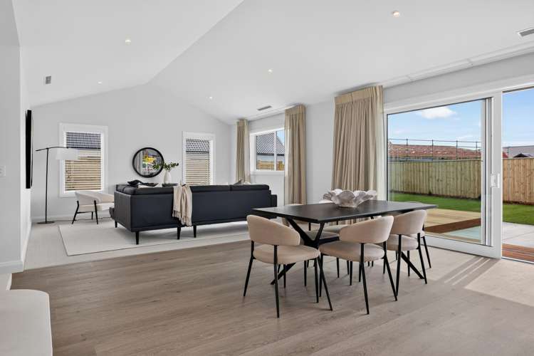 2 Knighton Drive_5