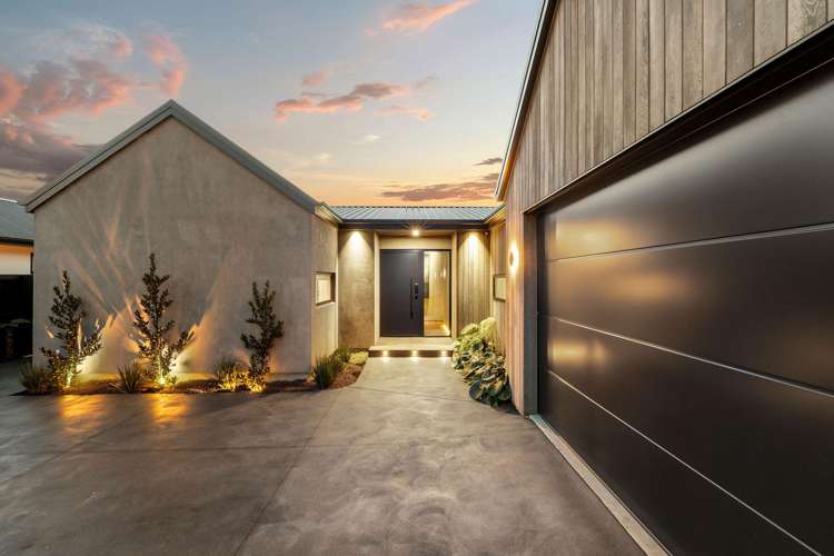 32 Walter Case Drive_0