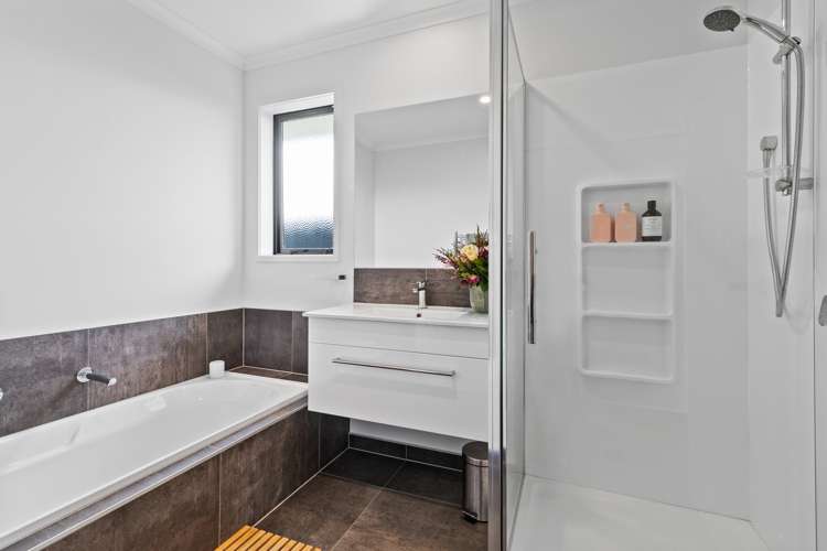 11 Eastbank Drive Katikati_13