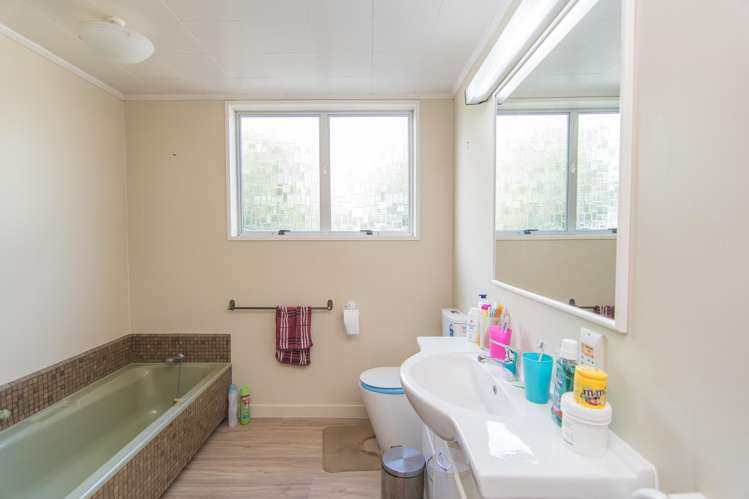 16 Saint Leonards Road Temuka_9