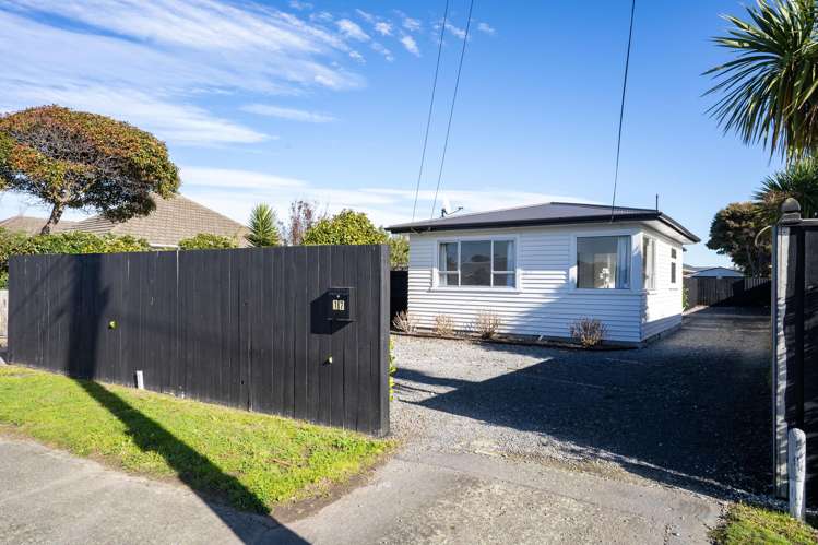 17 Woodgrove Avenue North New Brighton_23