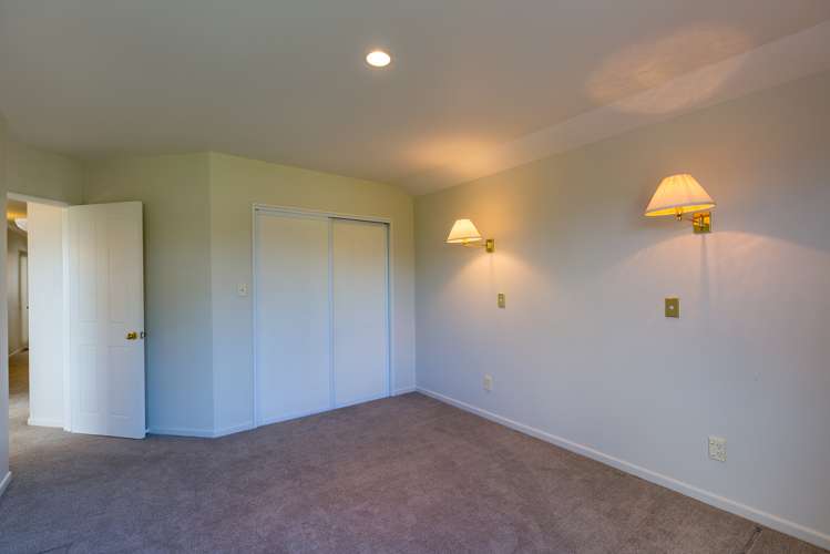 1 Yateley Place Richmond_12