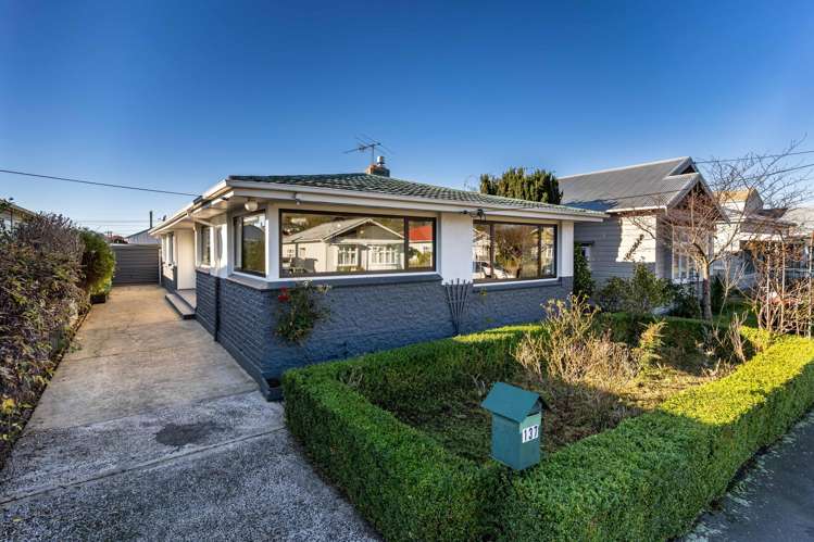 137 Surrey Street_0