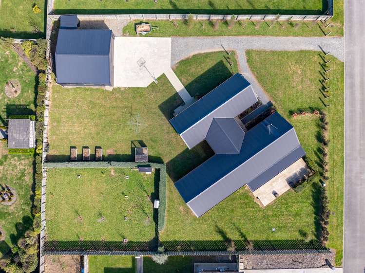 1 Remutaka Lane Carterton_17
