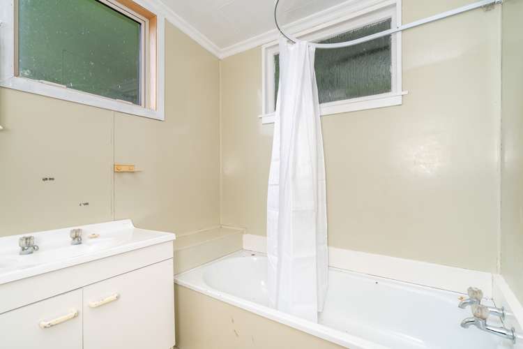 70 Buccleugh Street North East Valley_16