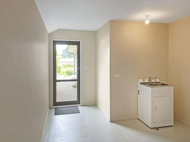 22 Helmore Street 11353_11