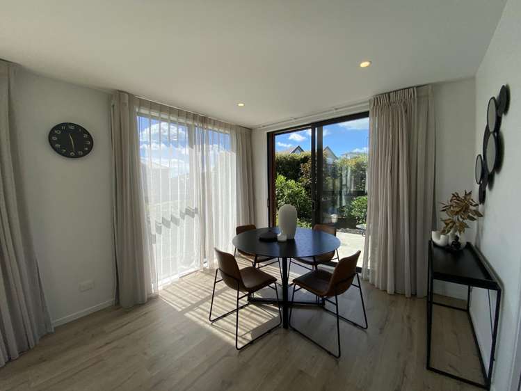 51 Bonair Crescent Millwater_11