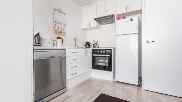 8h/11 Howe Street Freemans Bay_1