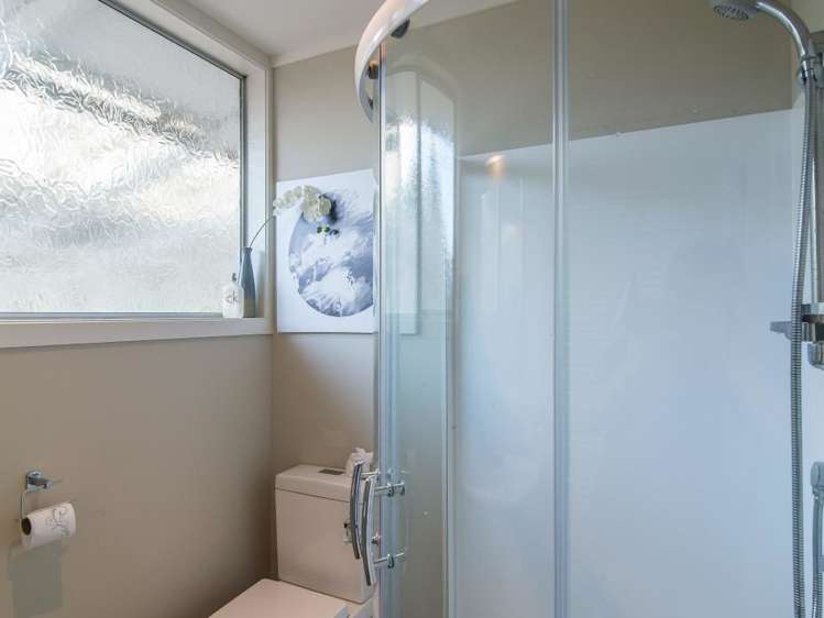 7a Gray Avenue Paraparaumu Beach_16