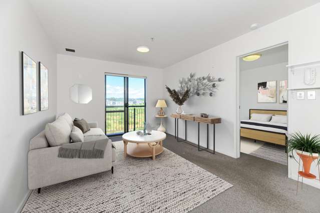 4e/17 Crown Lynn Place New Lynn_1