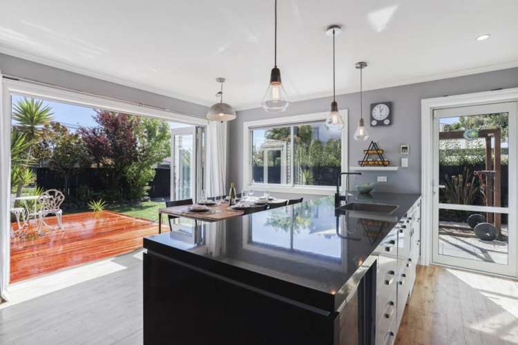 95 Sullivan Avenue Woolston_2